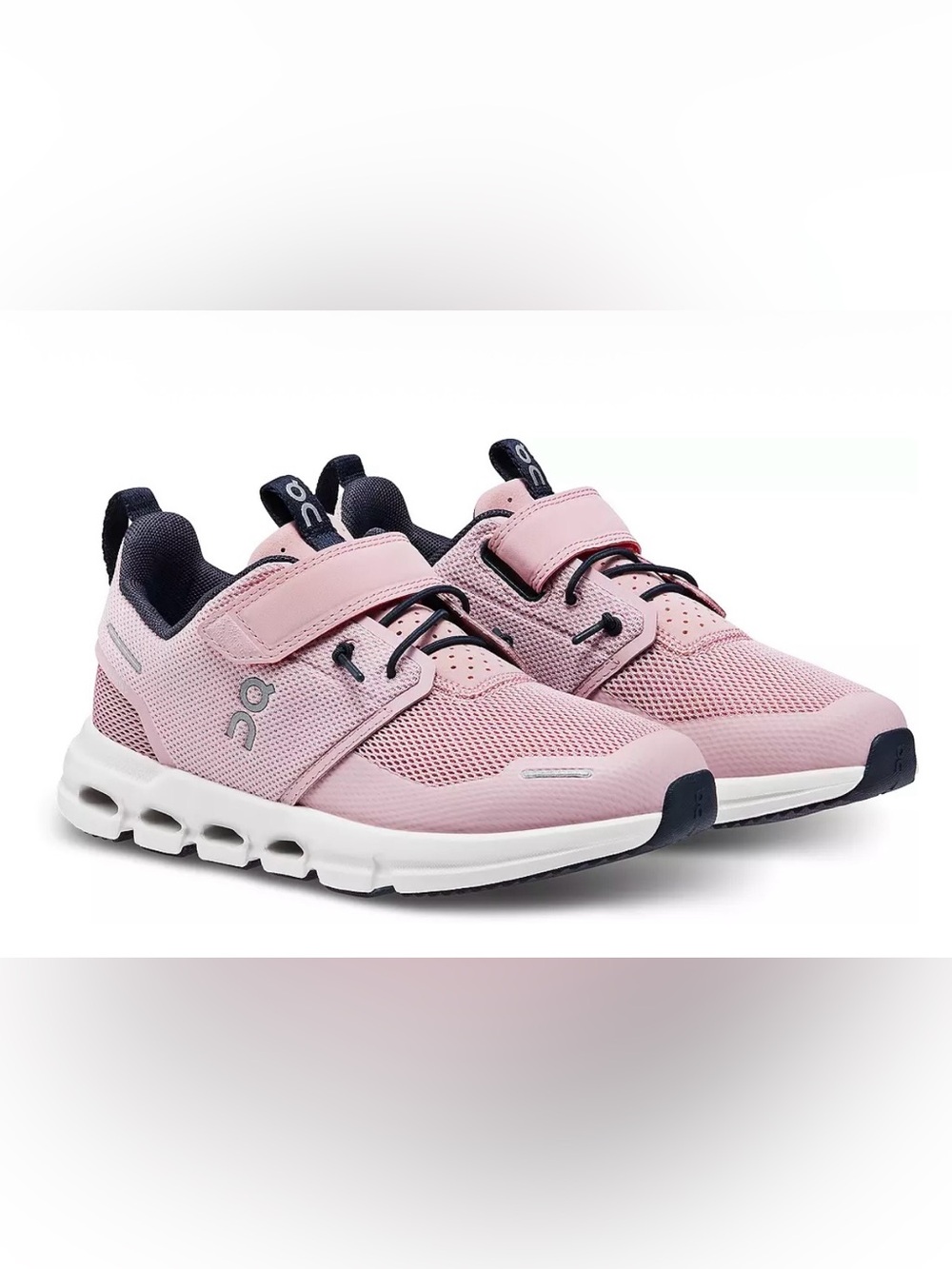 OnCloud NWT Kids pink play shoes